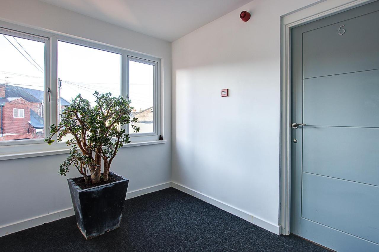 Sunderland Short Stays 2 Bedroom Apartment Free Parking Fulwell Sr6 Экстерьер фото